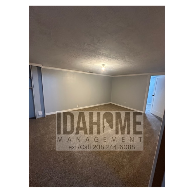 Building Photo - Charming single family home for rent close to Alameda Park!