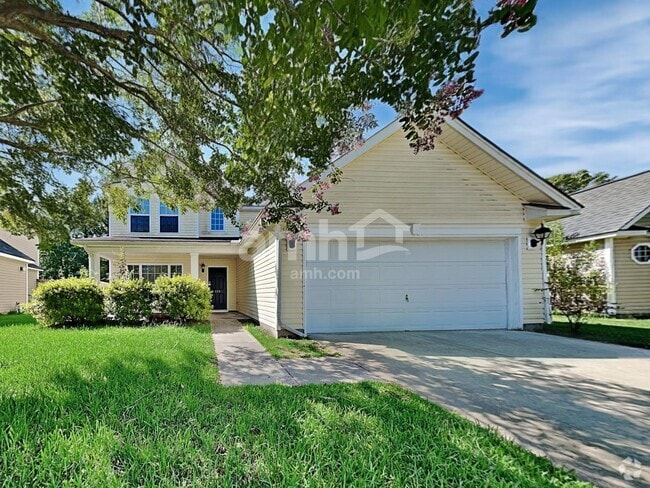 Building Photo - 219 Sparkleberry Ln