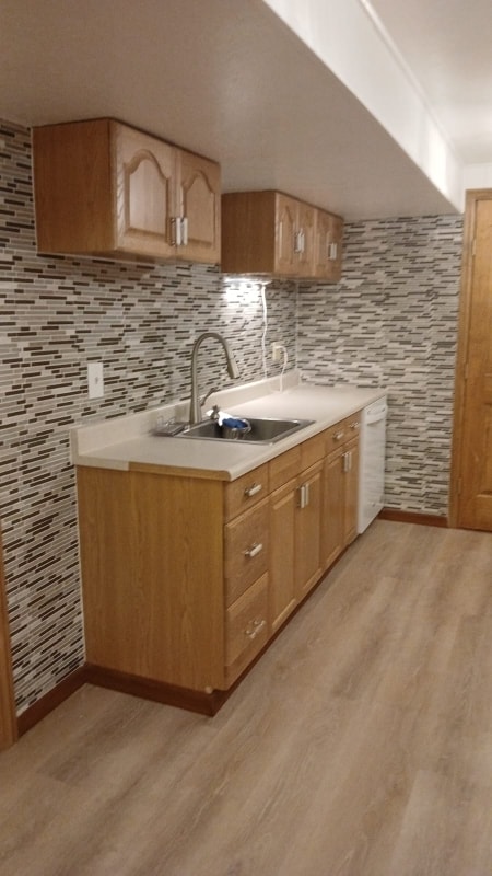 Building Photo - 9650 Buttonwood Dr