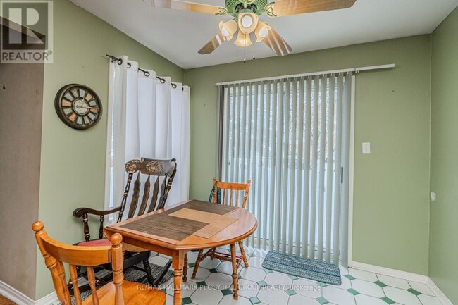 Photo du bâtiment - 1974 Craig Rd