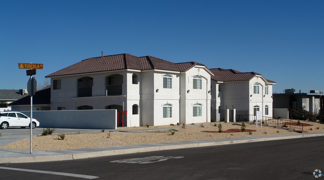 16181 Tuscola Rd, Apple Valley, CA 92307 Apartments in Apple Valley
