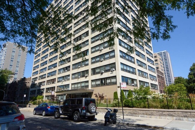 Building Photo - 4180 N Marine Dr