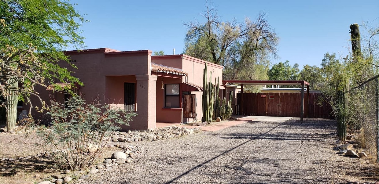 Primary Photo - 439 E Yavapai Rd