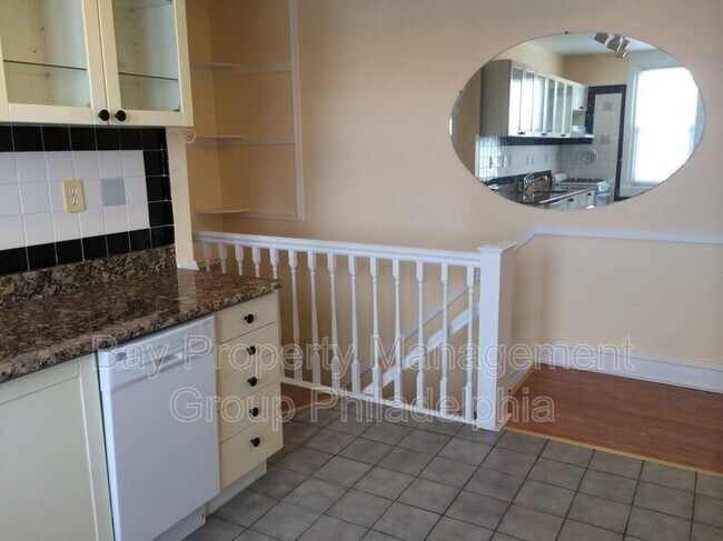Foto del edificio - 2212 Rhawn St