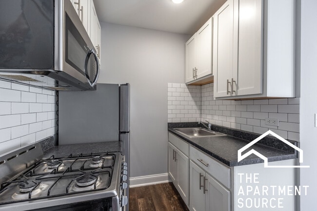 Foto del edificio - 4031 N Kenmore Ave