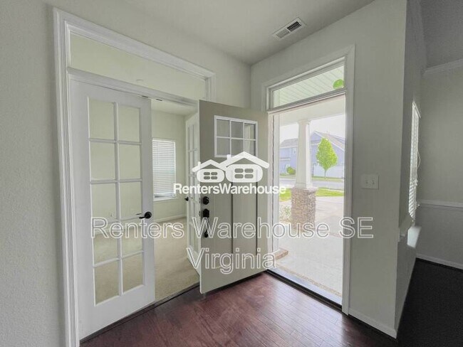 Building Photo - 110 Meridian Pl
