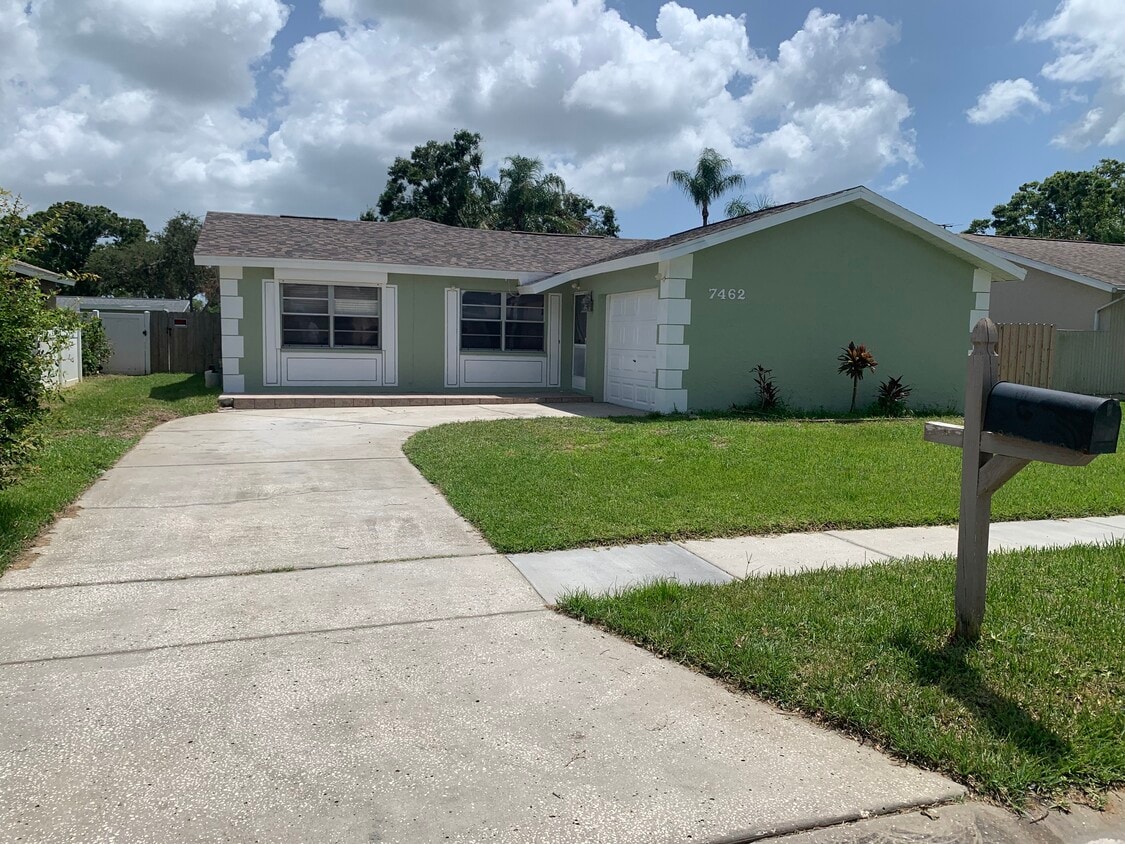 Photo - 7462 120th Ave (Largo, FL)