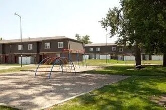 Building Photo - 901 N 35th St