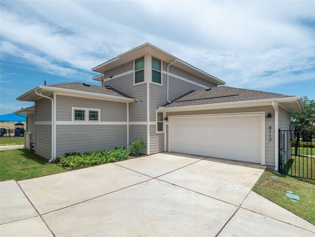 Building Photo - 8112 Talferd Trl