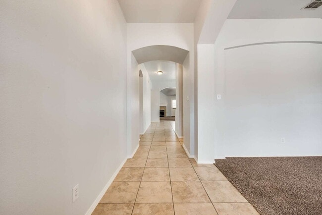 Foto del edificio - Gorgeous 3 Bed, 2 full bath gem located in the heart of the sought-after Chadwick Farms