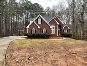 Building Photo - 155 Victor Ln