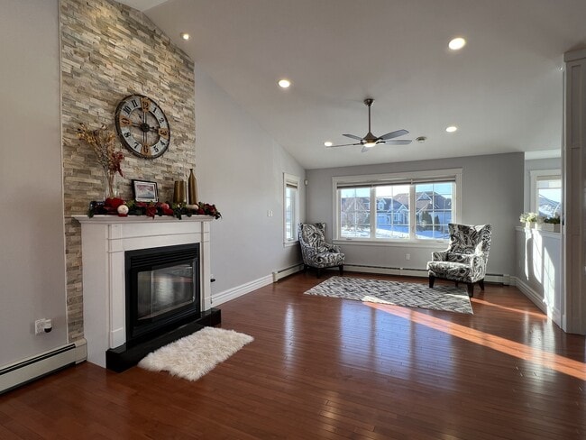 Building Photo - 18 Madison Ave