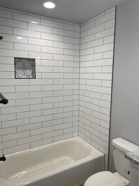 Foto del edificio - 14507 Periwinkle Dr
