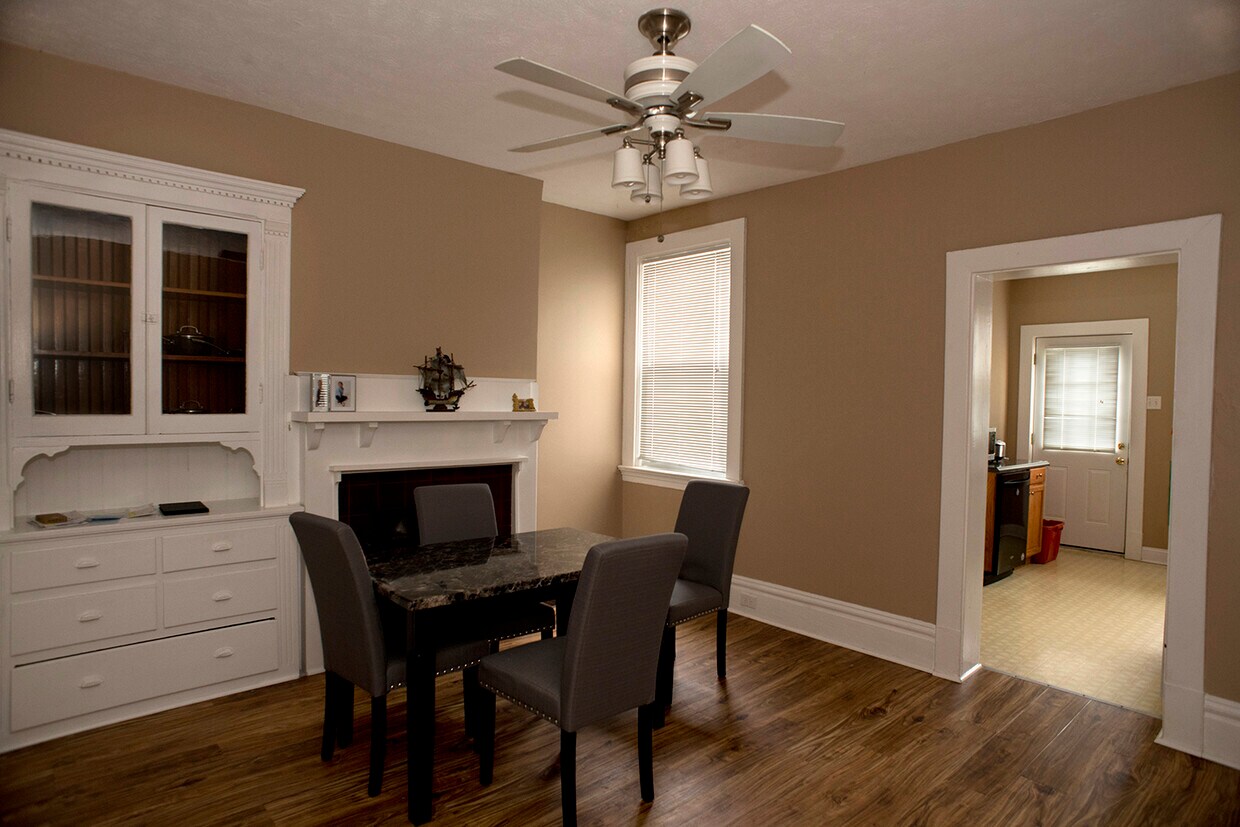 Dining Room - 255 Martsolf Ave