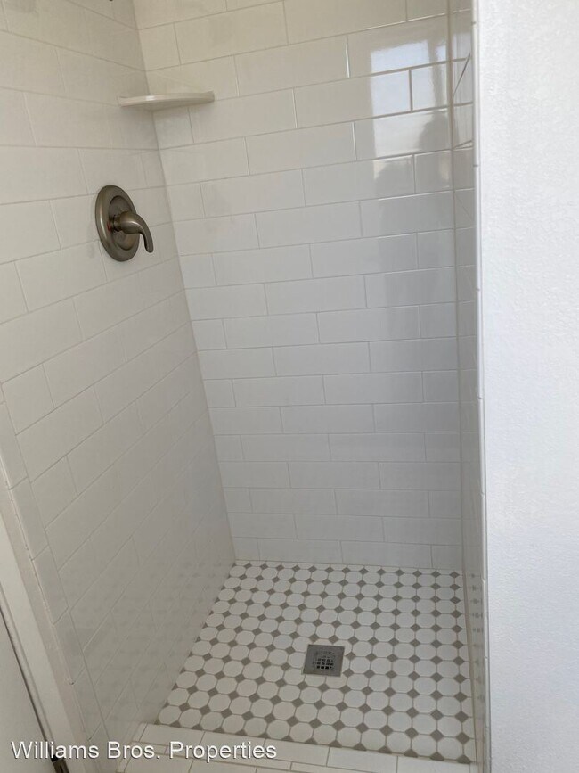 Foto del edificio - 3 br, 2 bath House - 730 Edgewood