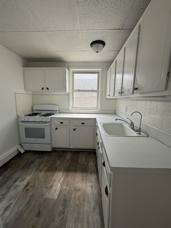Building Photo - 4001 Bergenline Ave