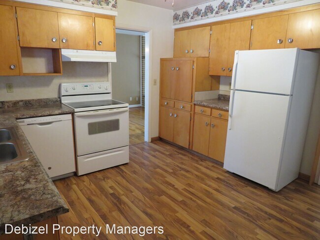 Building Photo - 3 br, 2 bath House - 2222 Wingate Drive