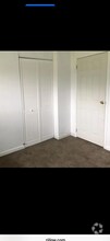 Building Photo - 399 Cedarwood Ct