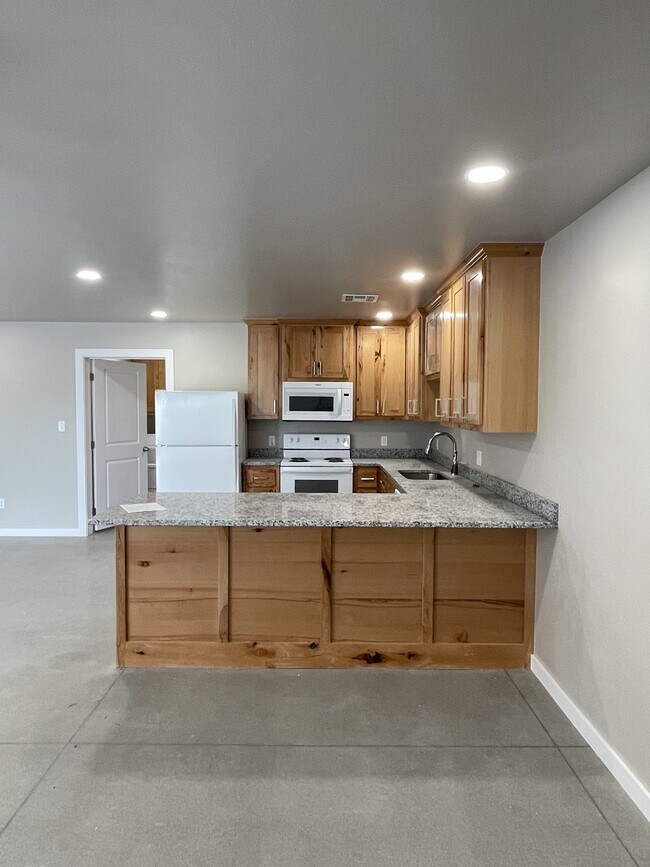 Foto del edificio - 13802 County Rd 1554
