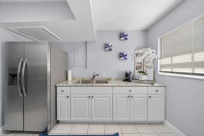 Foto del edificio - 4527 NW 191st Terrace