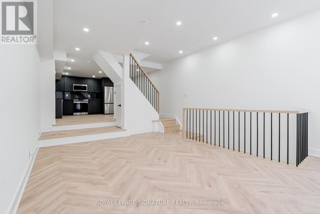 Photo du bâtiment - 861 O'Connor Dr