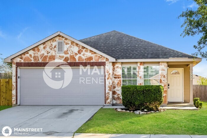 Primary Photo - 3620 Royce Ranch Rd