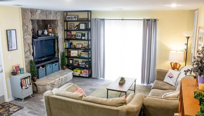 Foto del edificio - 2536 Brockman St