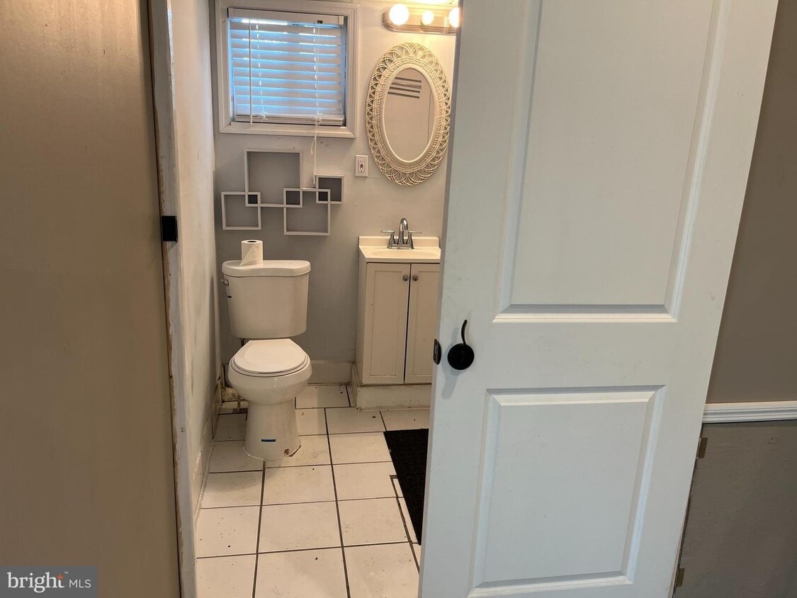 608 S 5th St, Camden, NJ 08103 House Rental in Camden, NJ