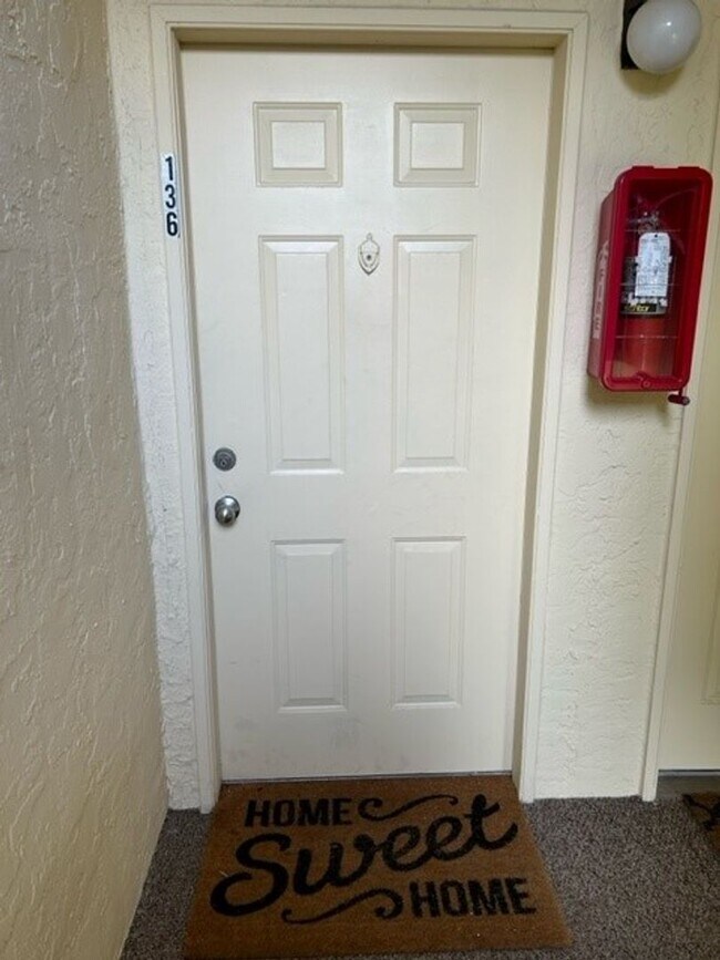 Foto del edificio - Venice, FL MACARTHUR BEACH Gated Comm. 2/2...