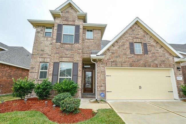 Building Photo - 20215 Stonebridge Terrace Dr