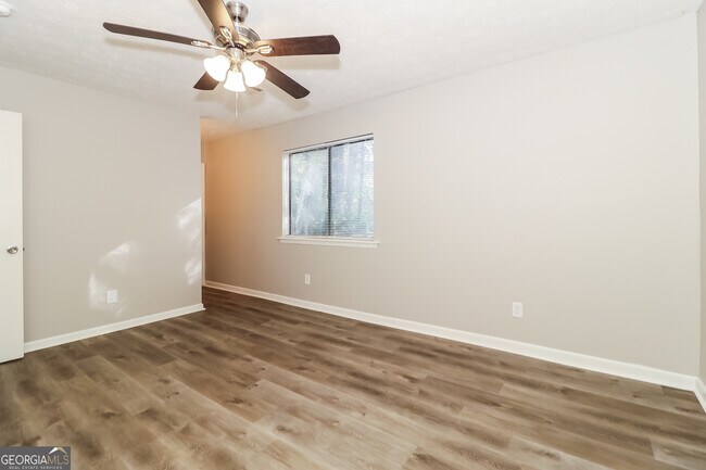 Foto del edificio - 5427 Covent Way