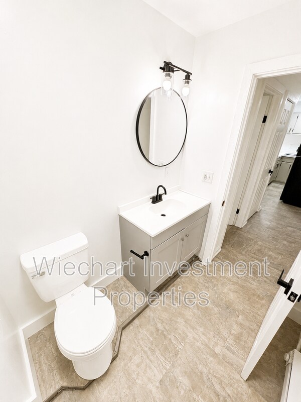 Foto del edificio - 933 1/2 W Wayne St