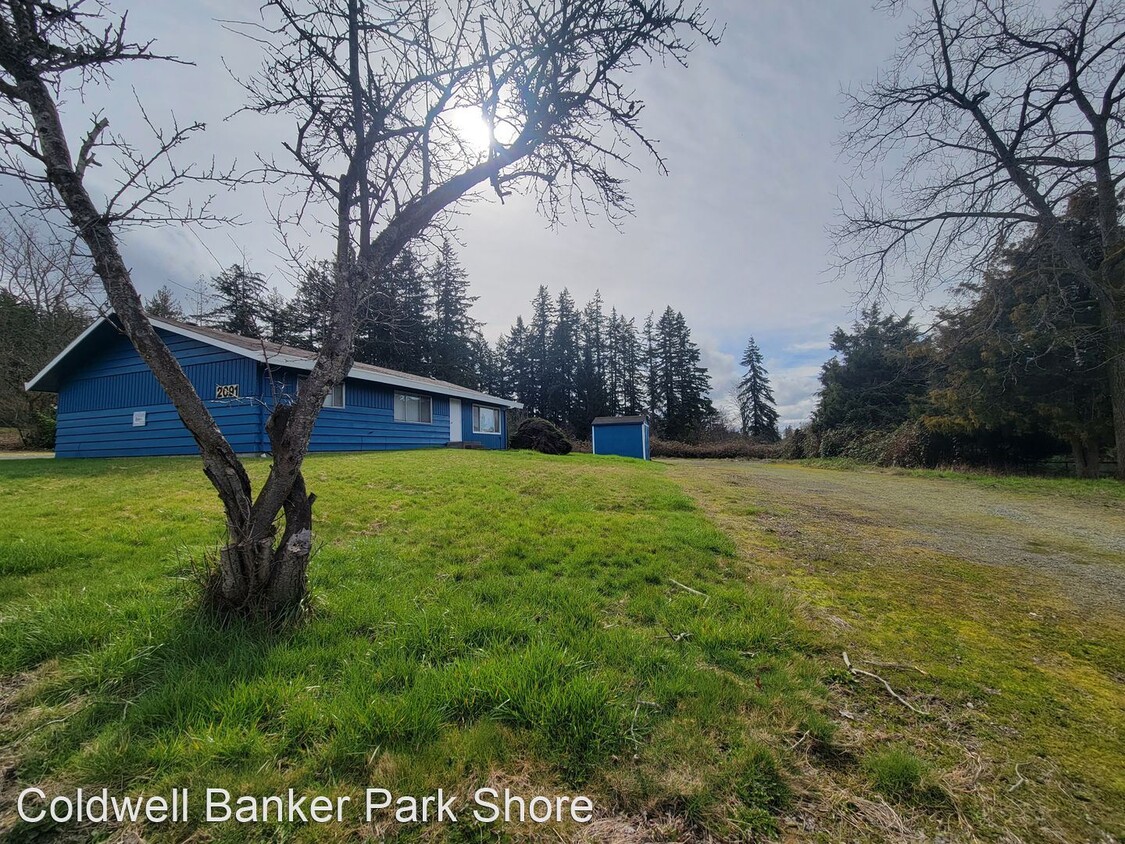 Primary Photo - 3 br, 1.5 bath House - 2091 NW Bucklin Hil...