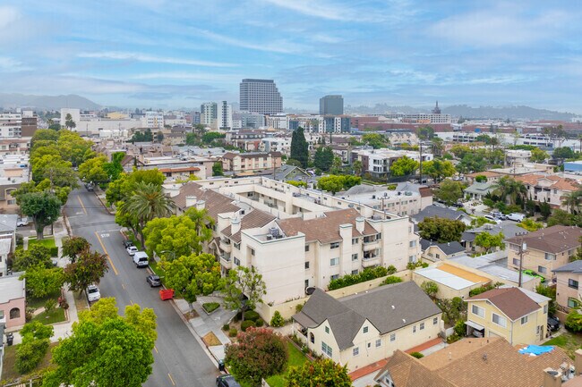Aerial Context - 400 W California Ave