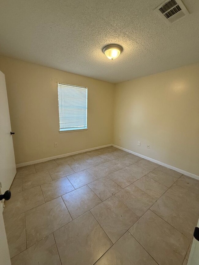 Photo - 8257 Keel Ave Apartment