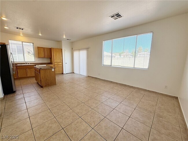 Foto del edificio - 5968 Hickory Nut Ave