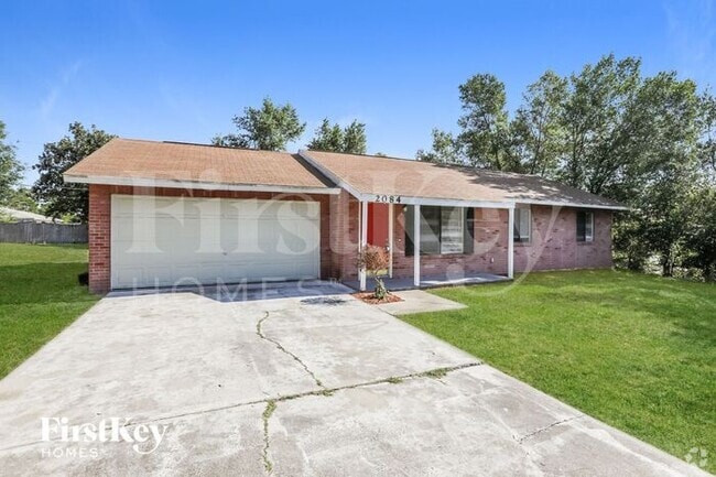 Building Photo - 2084 Everest St