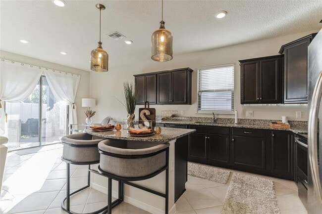 Building Photo - 515 Citrus Isle Blvd