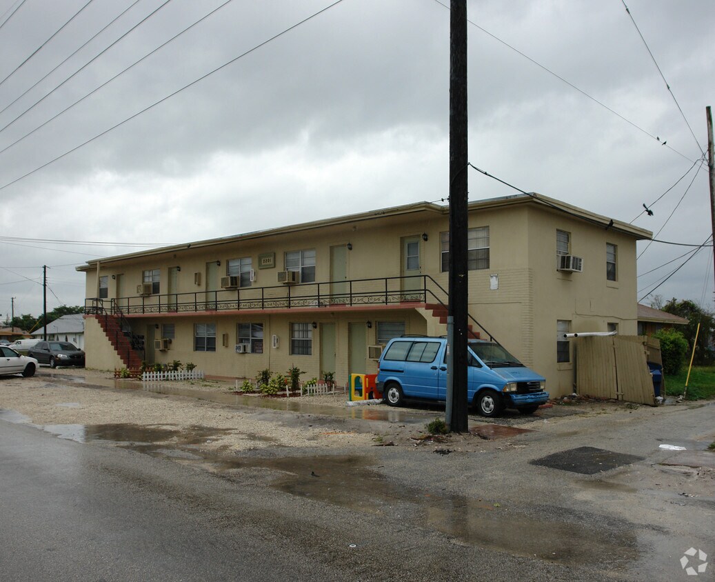 Building Photo - Greene Street Apts