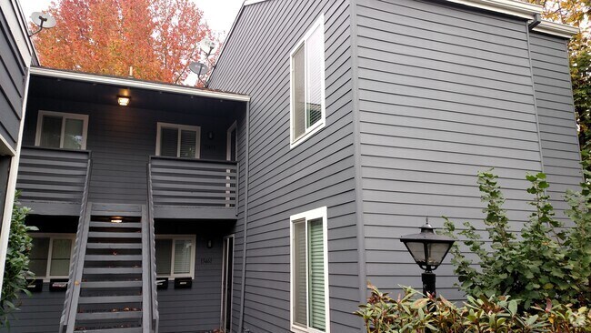 Building Photo - 13473 SW 17th St
