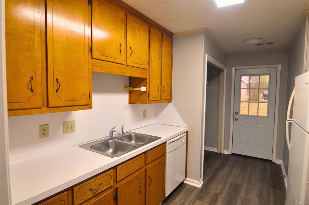 Foto principal - 165 E 6th St