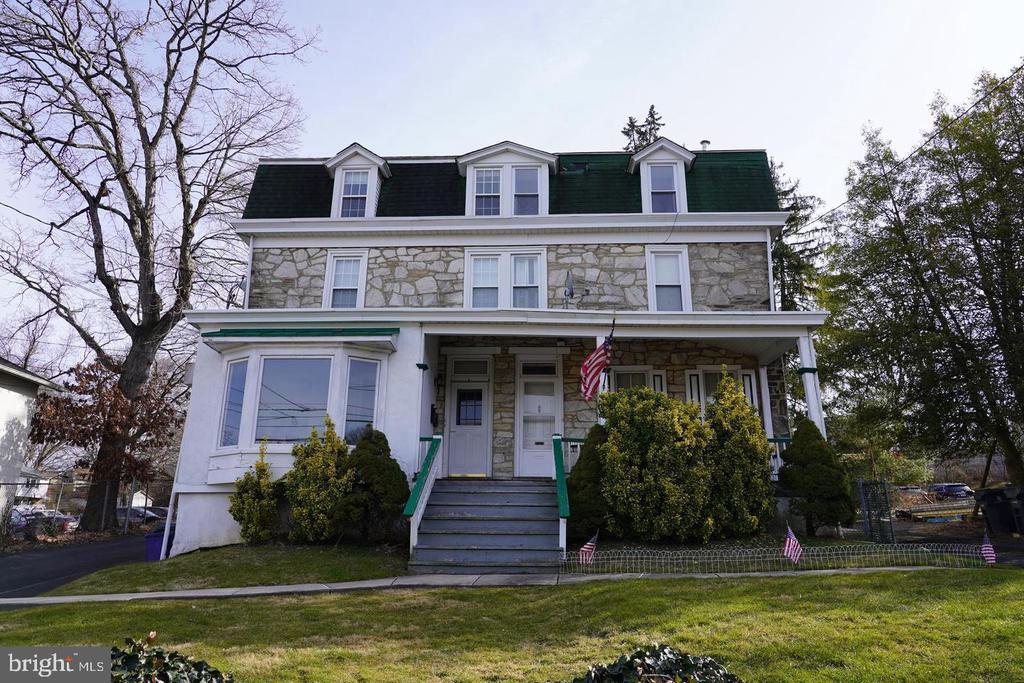 Building Photo - 1053 Easton Rd