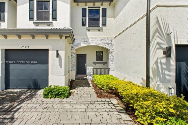 Foto del edificio - 20344 NW 6th Pl