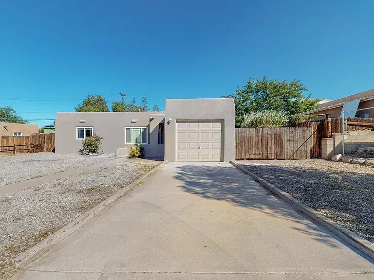 Primary Photo - 8817 Candelaria Rd NE