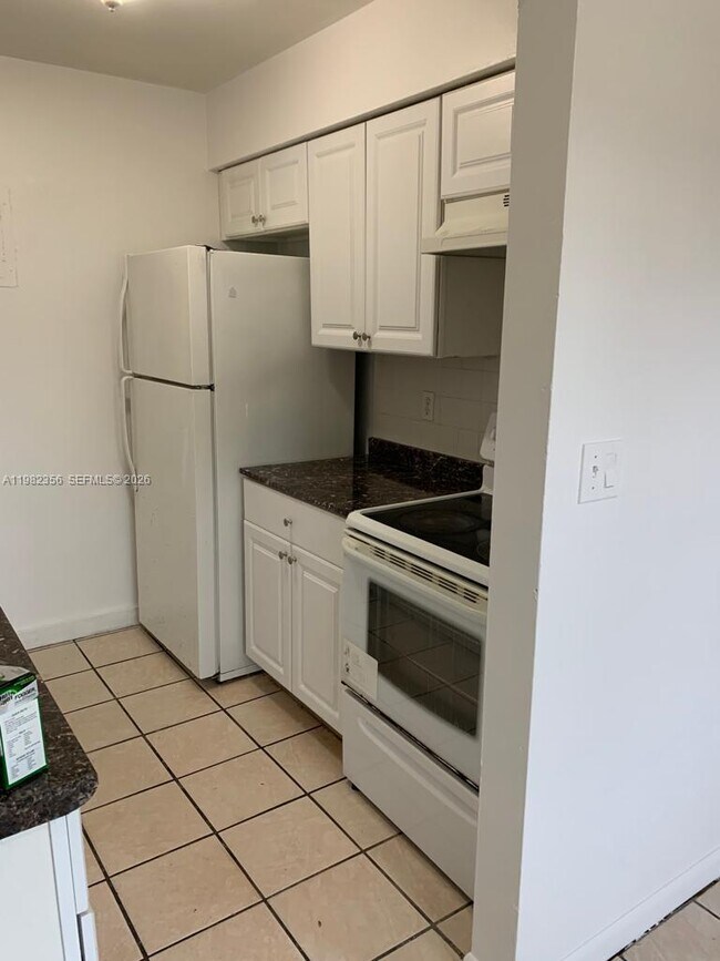 Foto del edificio - 4121 NW 30th Terrace