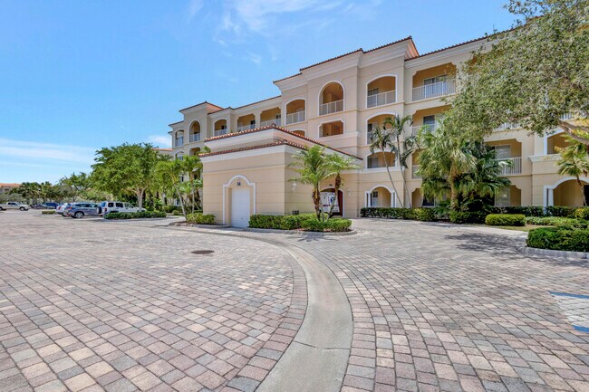 Foto del edificio - 34 Harbour Isle Dr W