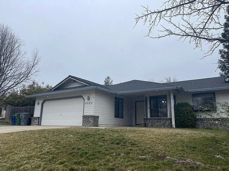 Foto principal - 5224 Mica Ct