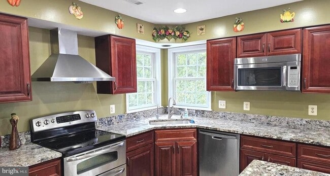 Foto del edificio - 10 Forest Brook Ct