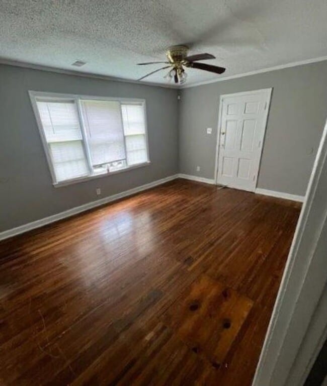Building Photo - BELOW MARKET RENT!