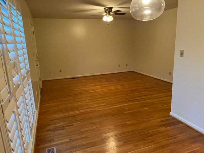 Foto del edificio - 410 21st St E